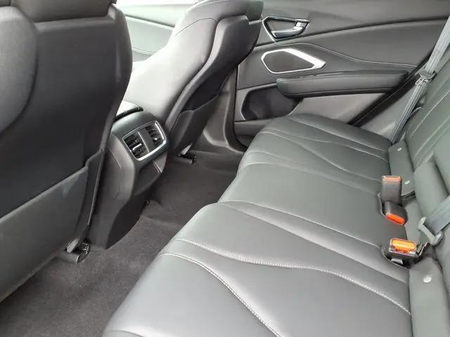 2025 Acura RDX Standard