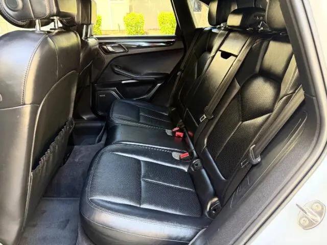 2015 Porsche Macan S