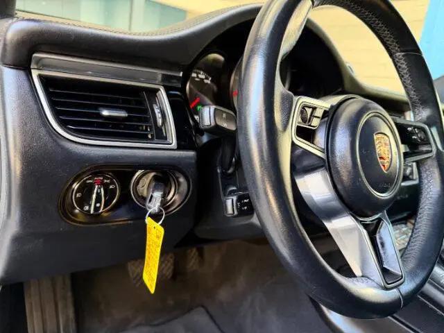 2015 Porsche Macan S
