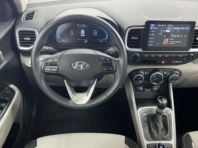 2025 Hyundai Venue SEL