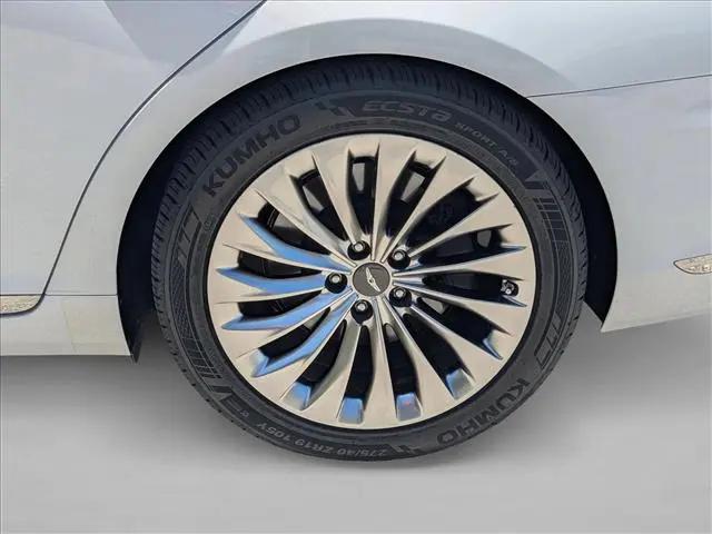 2017 Genesis G90 3.3T Premium
