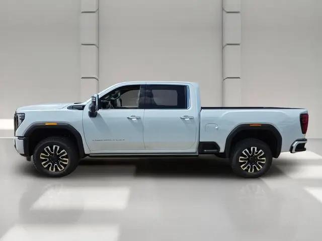 2026 GMC Sierra 2500HD Crew Cab, Standard Bed, Denali Ultimate, 4WD