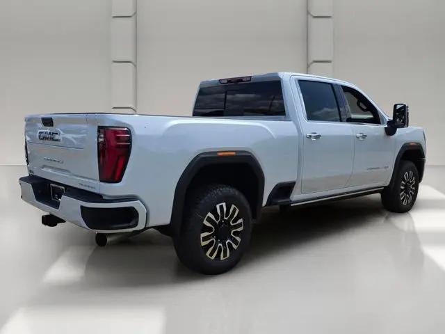 2026 GMC Sierra 2500HD Crew Cab, Standard Bed, Denali Ultimate, 4WD
