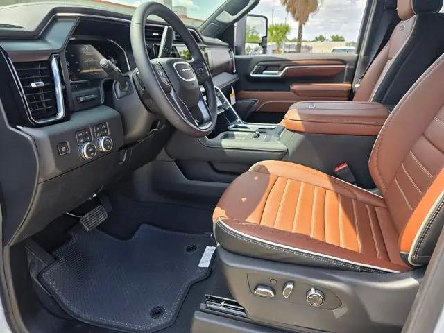 2026 GMC Sierra 2500HD Crew Cab, Standard Bed, Denali Ultimate, 4WD