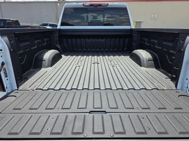 2026 GMC Sierra 2500HD Crew Cab, Standard Bed, Denali Ultimate, 4WD