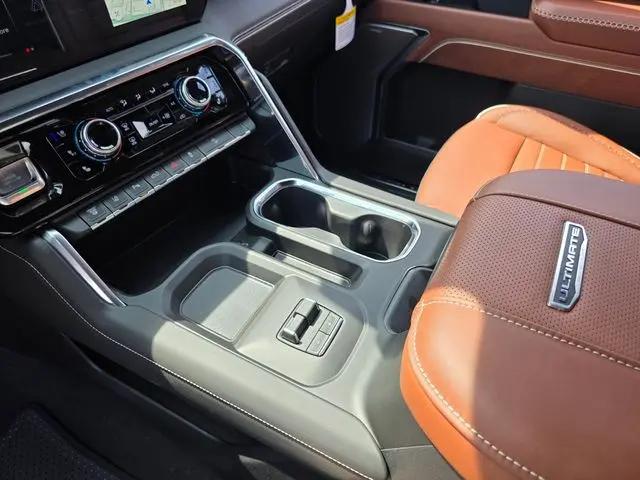 2026 GMC Sierra 2500HD Crew Cab, Standard Bed, Denali Ultimate, 4WD