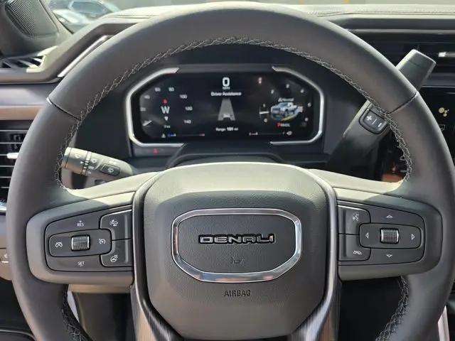 2026 GMC Sierra 2500HD Crew Cab, Standard Bed, Denali Ultimate, 4WD