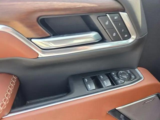2026 GMC Sierra 2500HD Crew Cab, Standard Bed, Denali Ultimate, 4WD