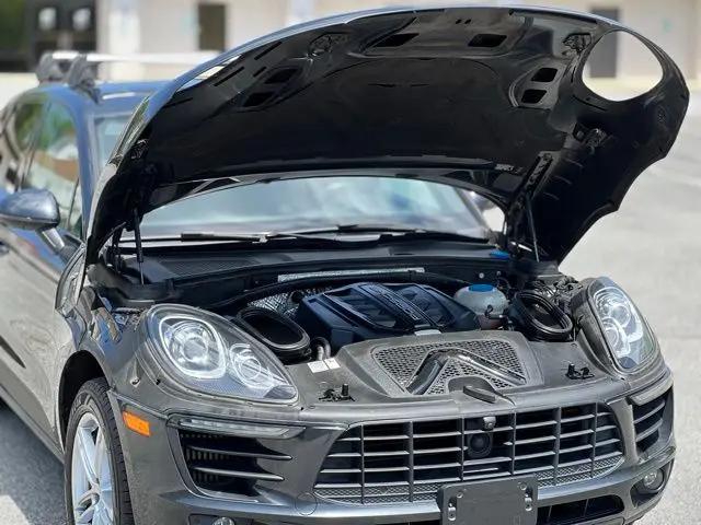 2018 Porsche Macan S