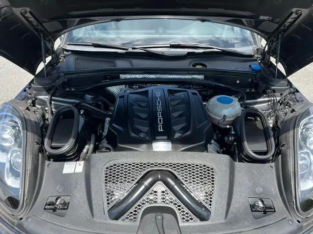 2018 Porsche Macan S