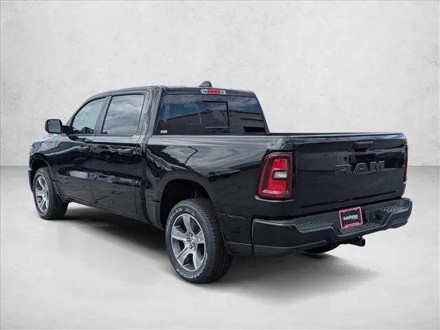 2026 Ram 1500 Express Crew Cab 4x2 5'7" Box
