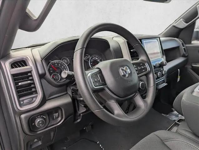 2026 Ram 1500 Express Crew Cab 4x2 5'7" Box