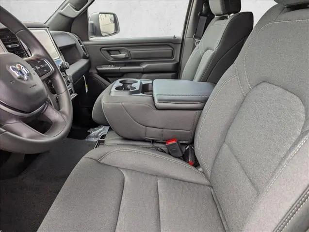 2026 Ram 1500 Express Crew Cab 4x2 5'7" Box