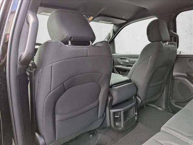 2026 Ram 1500 Express Crew Cab 4x2 5'7" Box
