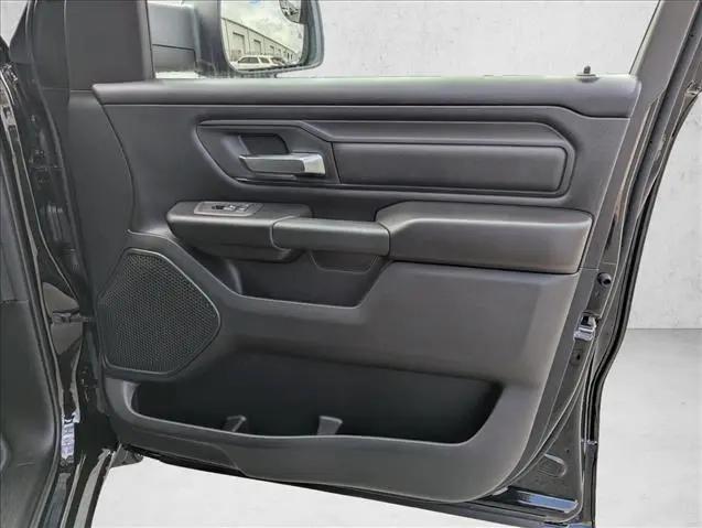 2026 Ram 1500 Express Crew Cab 4x2 5'7" Box