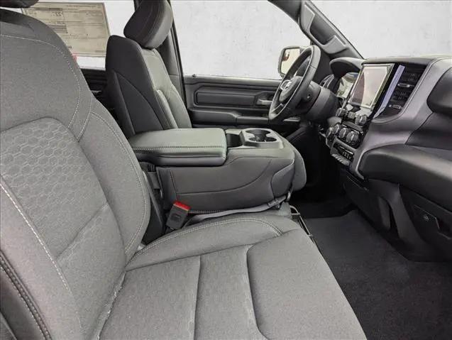 2026 Ram 1500 Express Crew Cab 4x2 5'7" Box