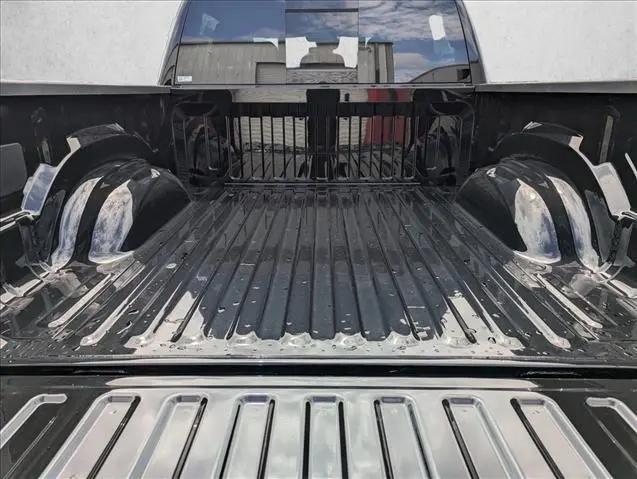 2026 Ram 1500 Express Crew Cab 4x2 5'7" Box