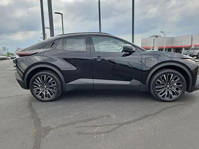 2026 Toyota C-HR XSE