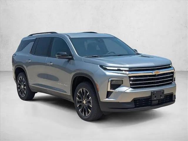 2026 Chevrolet Traverse FWD LT