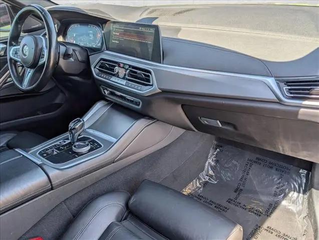 2022 BMW X6 xDrive40i