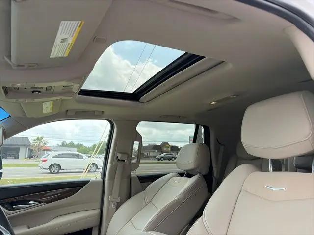 2018 Cadillac Escalade Luxury