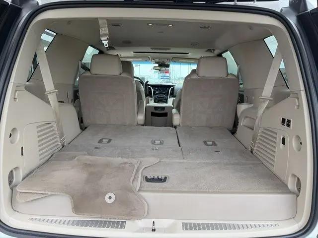 2018 Cadillac Escalade Luxury
