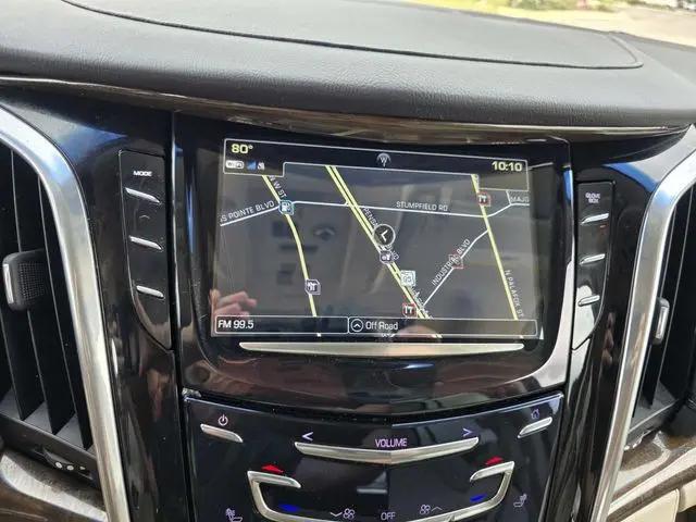 2018 Cadillac Escalade Luxury