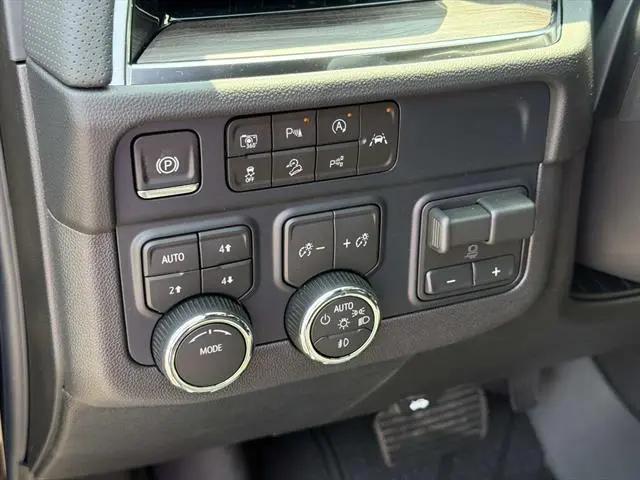 2026 Chevrolet Suburban Premier, 4WD