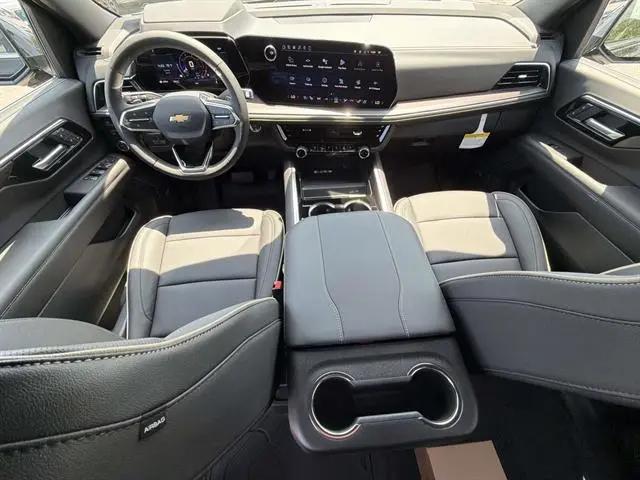 2026 Chevrolet Suburban Premier, 4WD