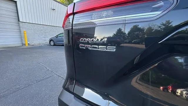 2024 Toyota Corolla Cross XLE