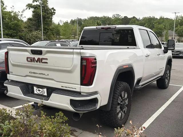 2024 GMC Sierra 2500HD 4WD Crew Cab Standard Bed Denali