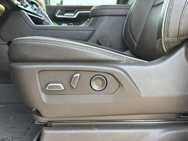 2024 GMC Sierra 2500HD 4WD Crew Cab Standard Bed Denali