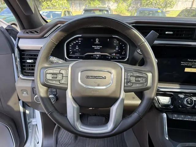 2024 GMC Sierra 2500HD 4WD Crew Cab Standard Bed Denali