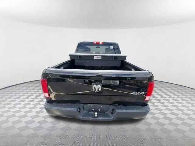 2024 Ram 1500 Classic Tradesman Crew Cab 4x4 6'4" Box