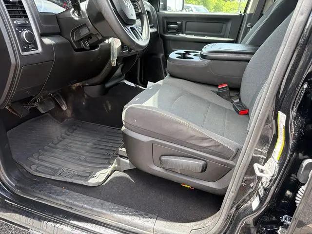 2024 Ram 1500 Classic Tradesman Crew Cab 4x4 6'4" Box