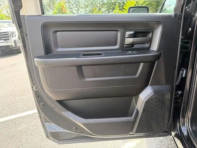 2024 Ram 1500 Classic Tradesman Crew Cab 4x4 6'4" Box