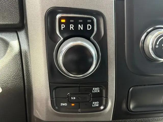 2024 Ram 1500 Classic Tradesman Crew Cab 4x4 6'4" Box