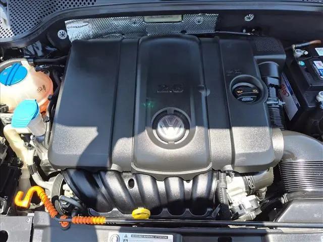 2013 Volkswagen Beetle 2.5L