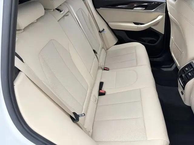 2022 BMW X3 M40i