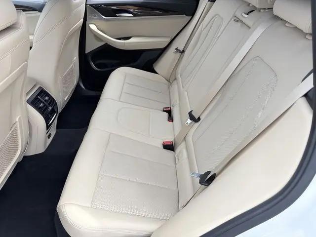 2022 BMW X3 M40i