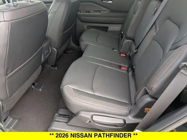 2026 Nissan Pathfinder SL