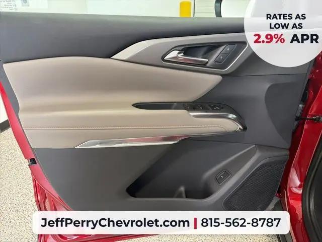 2026 Chevrolet Traverse FWD LT