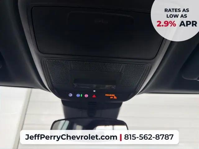 2026 Chevrolet Traverse FWD LT
