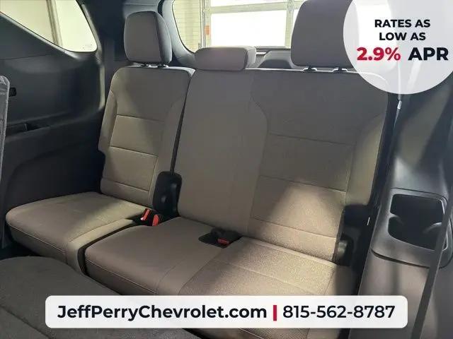 2026 Chevrolet Traverse FWD LT