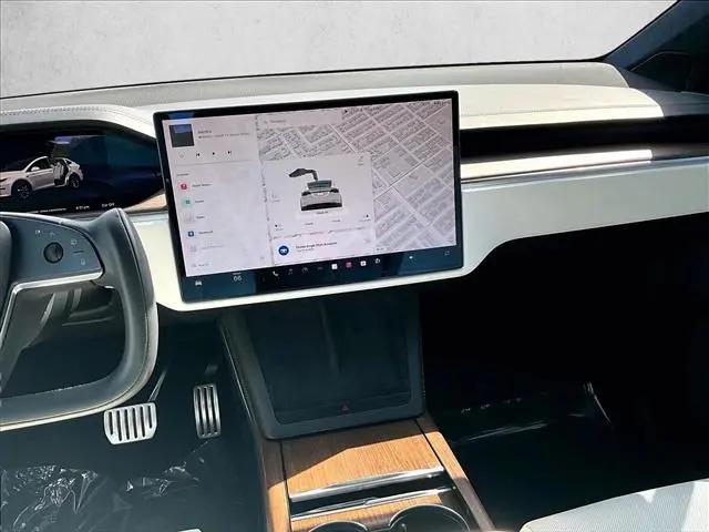 2023 Tesla Model X Standard Range