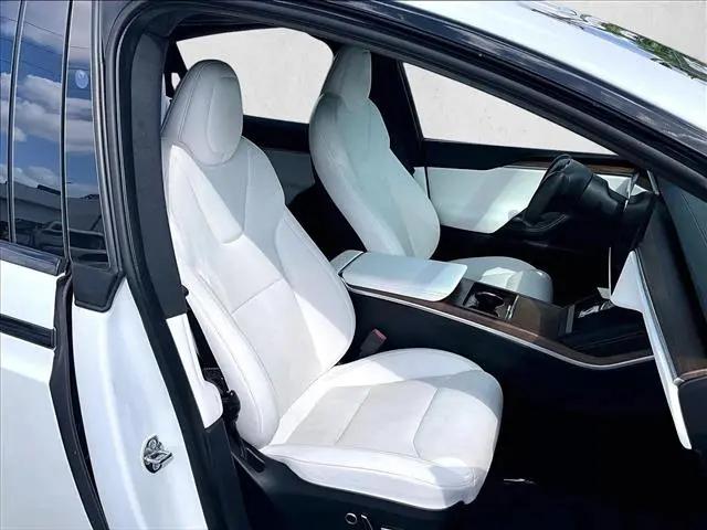 2023 Tesla Model X Standard Range