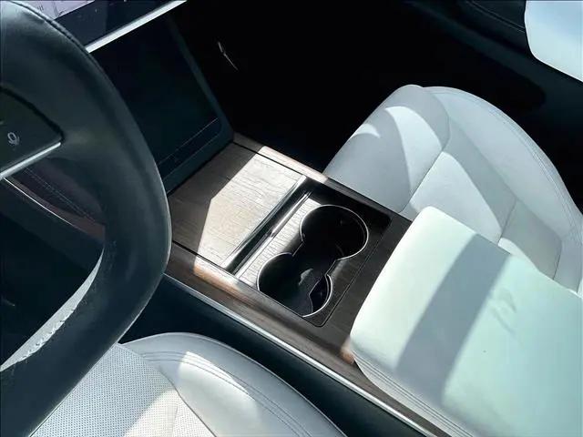 2023 Tesla Model X Standard Range