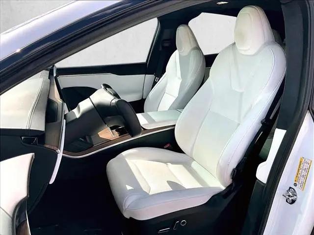 2023 Tesla Model X Standard Range