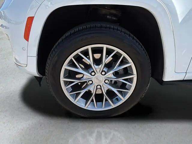 2023 Jeep Grand Cherokee L Summit 4x4