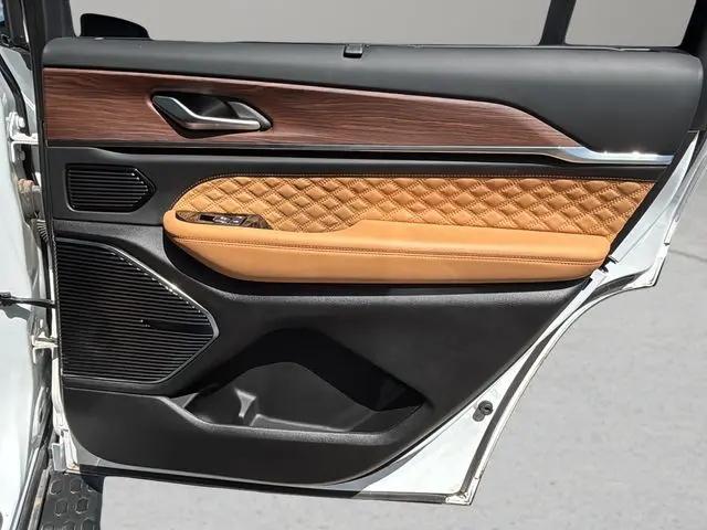 2023 Jeep Grand Cherokee L Summit 4x4